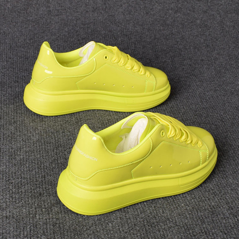 Men'S Shoes For Tennis - รองเท้าลำลองสีขาวเคลือบเงา ปี 2025 สำหรับผู้ชายและผู้หญิง รองเท้าผ้าใบหนังแก้ว พื้นหนา
