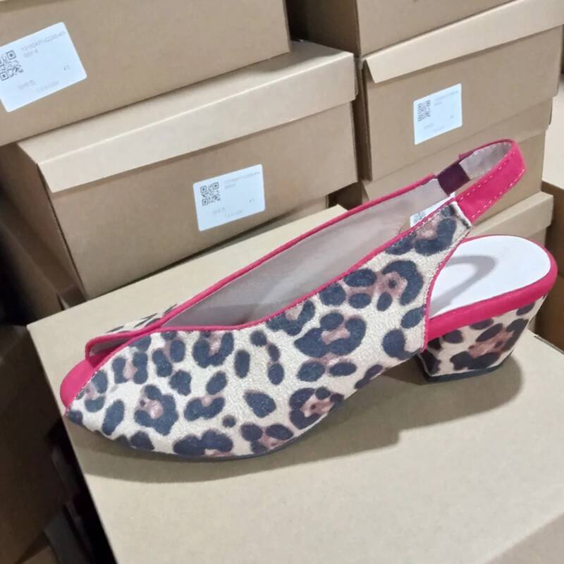 รองเท้าส้นหนาแบบเปิดนิ้วเท้าลา - Men Shoes On บทวิจารณ์และราคา