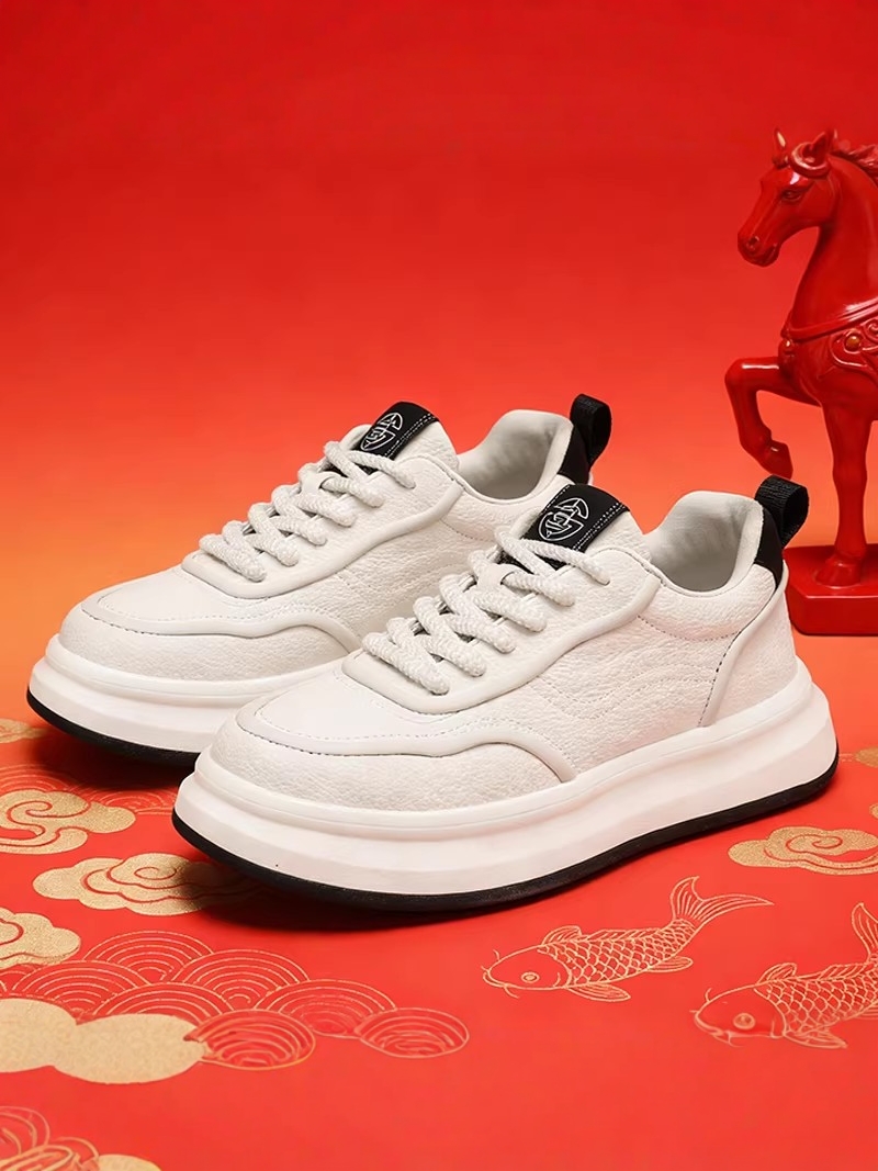 รองเท้ากีฬาลำลองสีแดงรุ่นลิมิเ - Men'S Shoes Limited Edition บทวิจารณ์และราคา